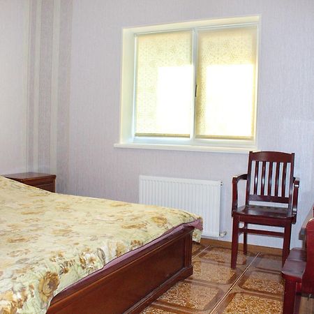 Smotrytska Vezha Hotell Kamjanets-Podilskyj Exteriör bild